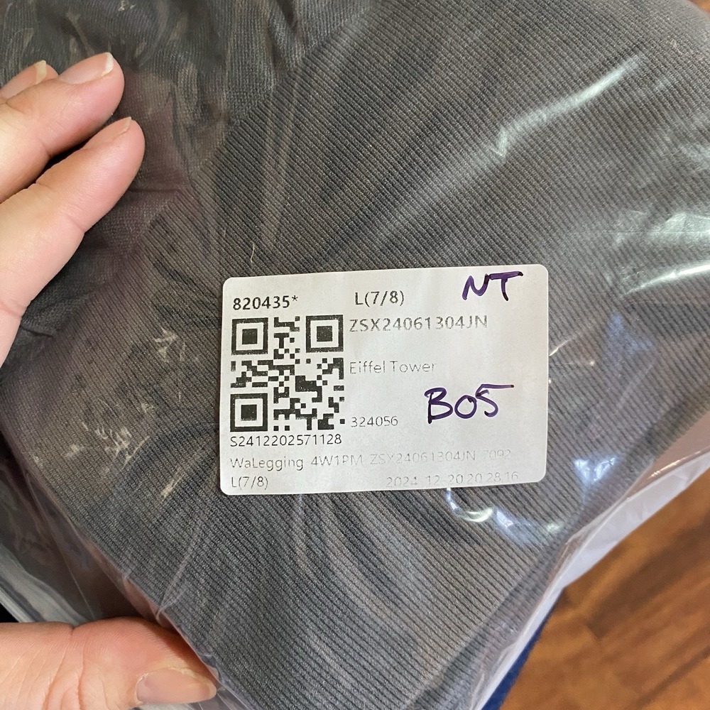 HALARA NWOT High Waisted 7/8 seamless Scrunch Butt Lifting Legging L Large Gray - Picture 7 of 7